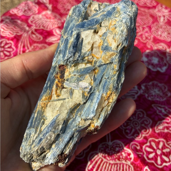 Beautiful Raw Blue Kyanite - Picture 10 of 12